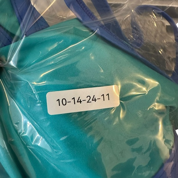 Speedo Women’x 12/38 Blue Ombre one Piece Swimsuit Swim Powerflex Eco Beach Pool - Picture 16 of 16